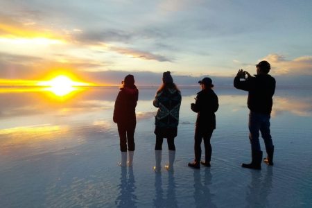 Uyuni Salt Flats Full Day: Small Group Tour + Sunset